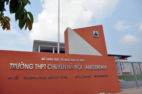 Top 10 trường THPT có tỷ lệ học sinh đỗ đại học cao nhât cả nước